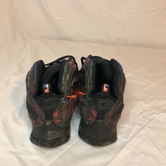 Size 11 Lebron James XIII - Picture 4 of 6